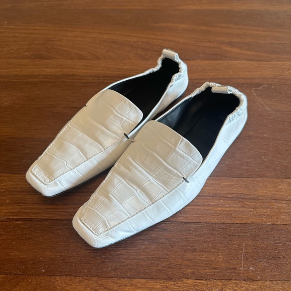 Toteme Shoes - TOTEME The Travel Loafer Croc Embossed Leather Square Toe Flats EU 38